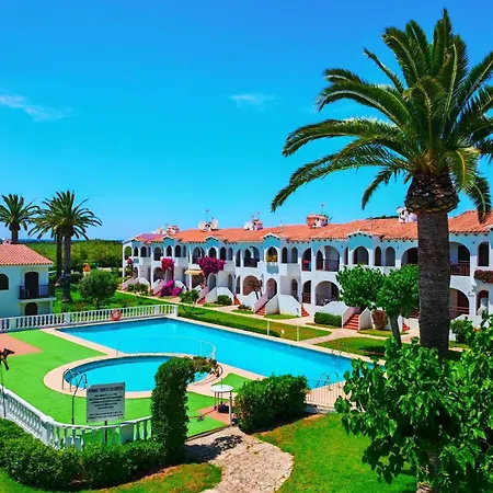 Girasols Garden 3 *