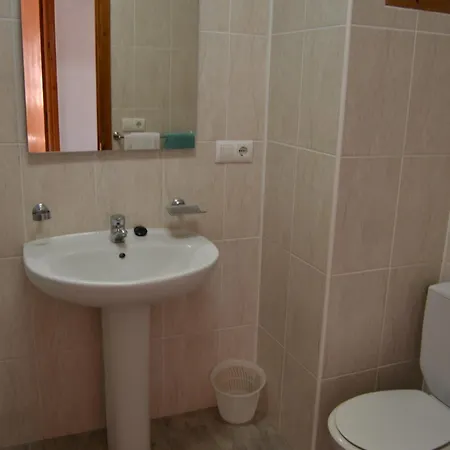 Apartament Girasols Garden 3